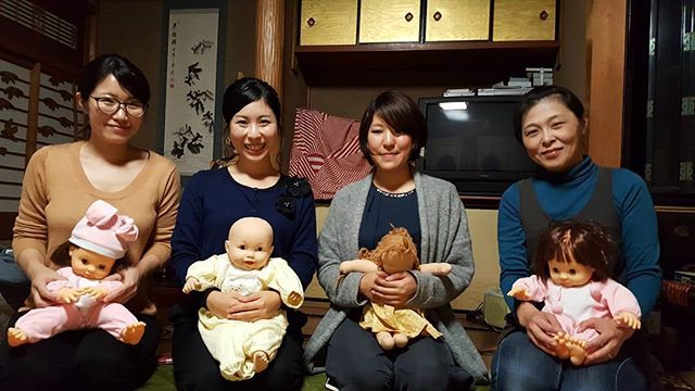 奈良です　９人の子のママがいます　誰でしょう　若いよ